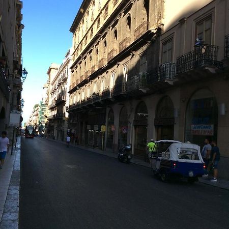 Appartamento Piazza Pretoria パレルモ エクステリア 写真